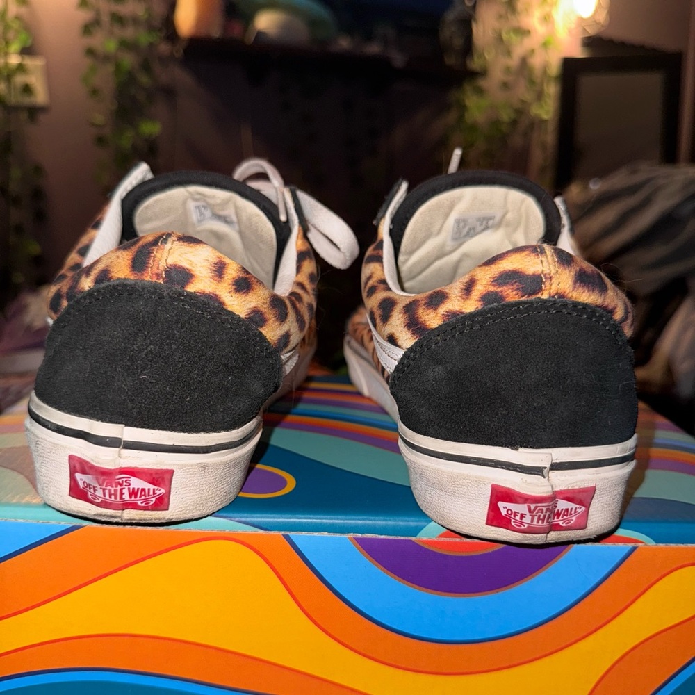 VANS Leopard Old Skool Womens Shoes - Picture 3 of 8